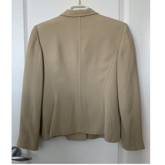 MAX & Co. Tan Blazer Suit Jacket (Part of Matching Set/US size 8) - Picture 2 of 4